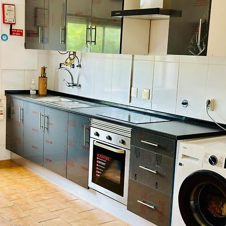 Portimao Central Holiday Guesthouse Esterno foto